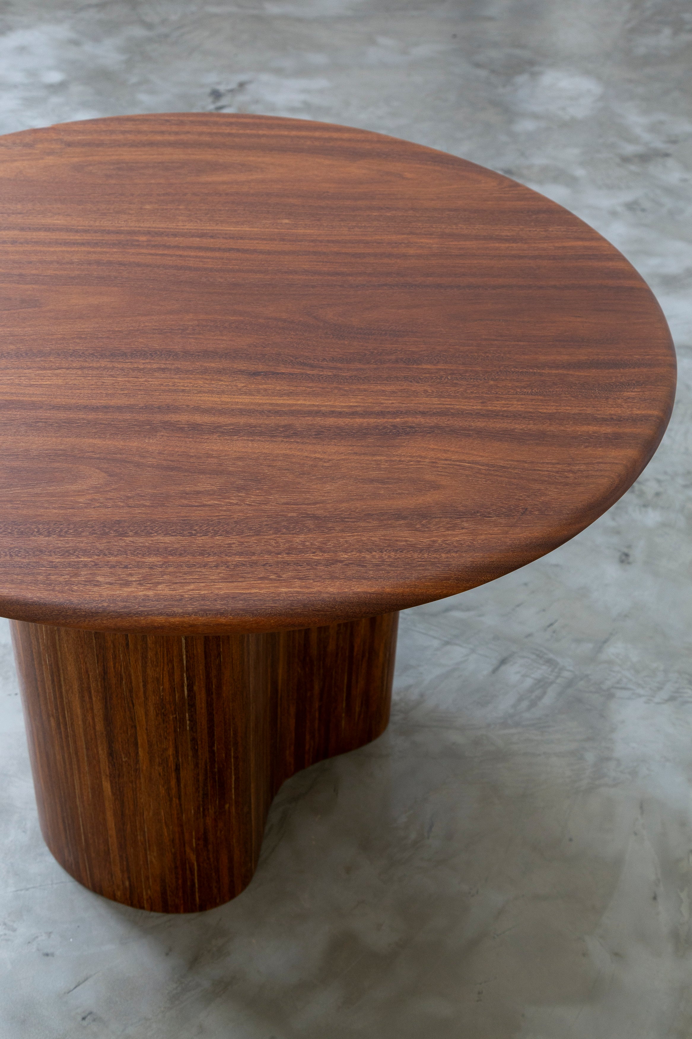 Mesa Apis D100CM - Pronta-entrega